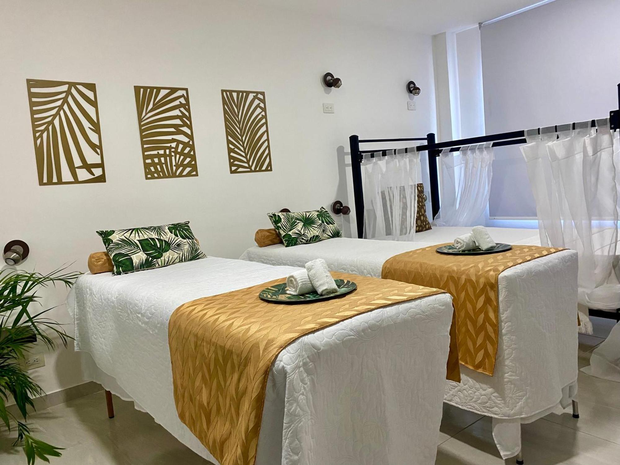 Makena La Boquilla Beach Hostel Картахена Экстерьер фото